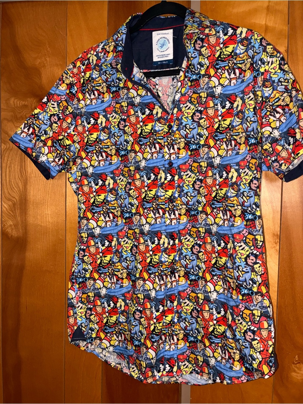 A fish named Fred Men’s Multicolor Graphic Shirt Sz M